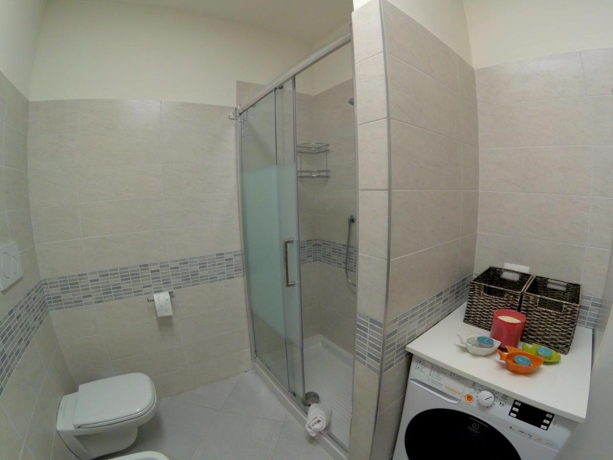 Appartamento 23 - Bilocale Vista Lago Тосколано-Мадерно Экстерьер фото
