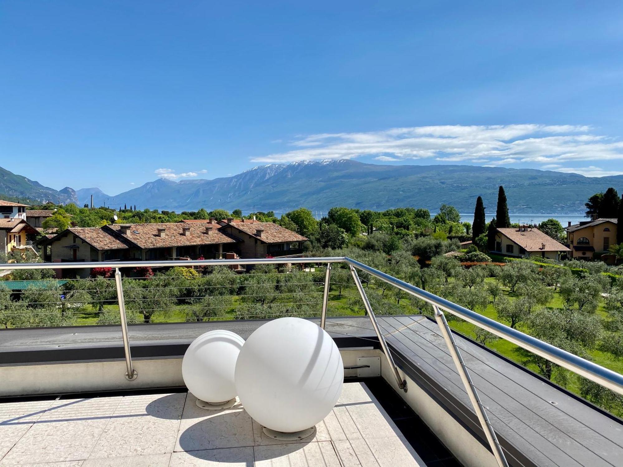 Appartamento 23 - Bilocale Vista Lago Тосколано-Мадерно Экстерьер фото
